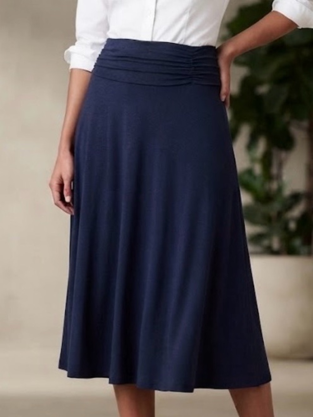 OGL Flowy Side Ruched A-line Midi Navy Ruched Waist Skirt Size L NWOT